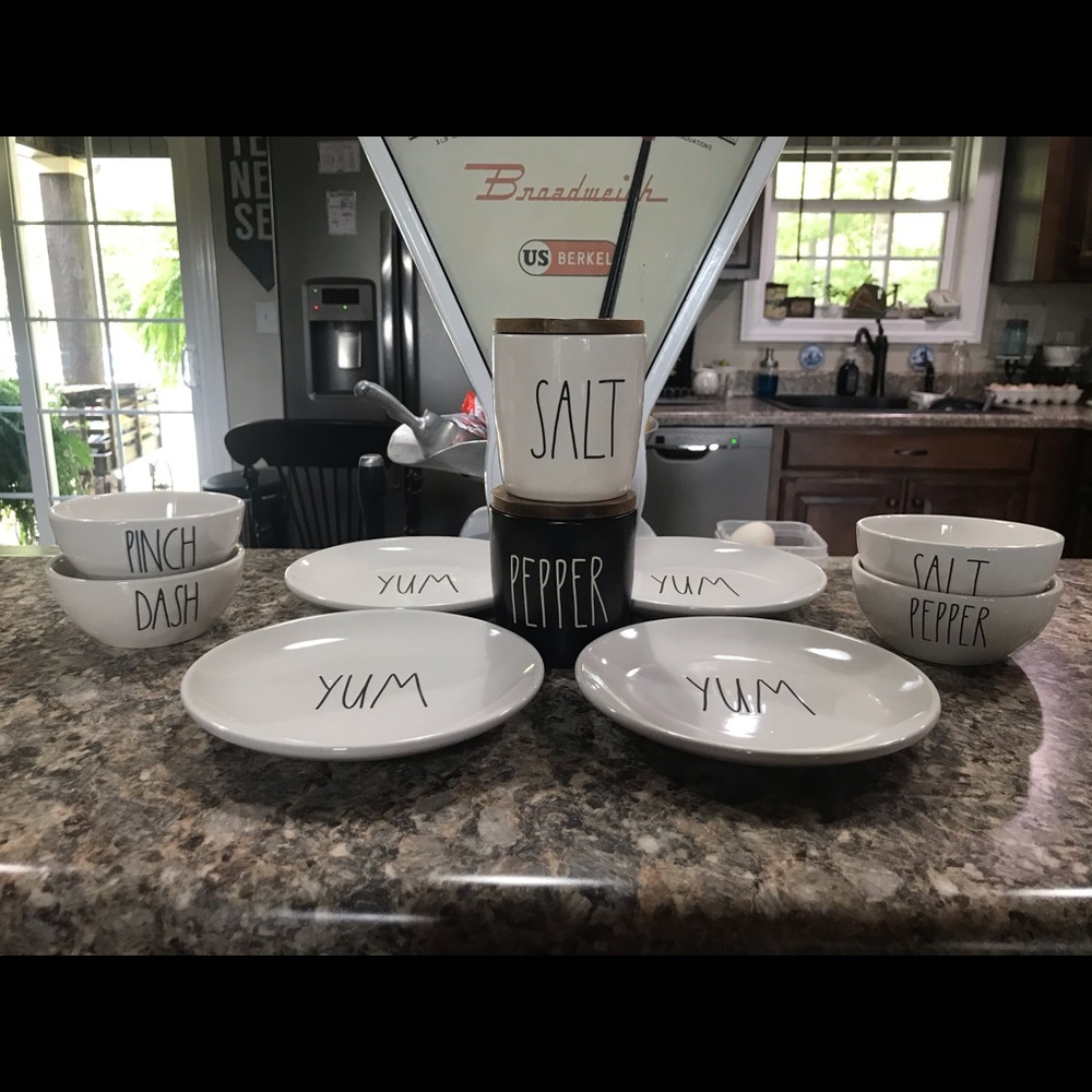 Rae Dunn 10 pieces